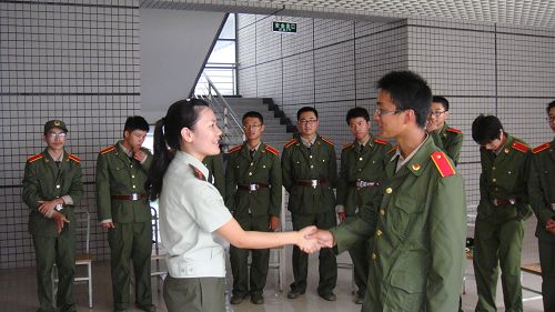 ��ӱӱ��ʦ���ʾ��