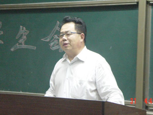 杨书记发表讲话